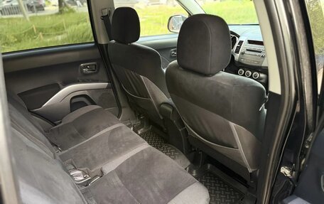 Mitsubishi Outlander III рестайлинг 3, 2008 год, 1 200 000 рублей, 18 фотография