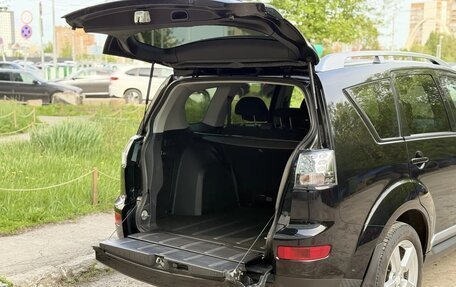 Mitsubishi Outlander III рестайлинг 3, 2008 год, 1 200 000 рублей, 23 фотография