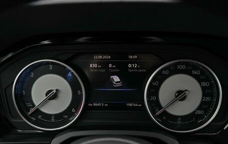Volkswagen Touareg III, 2022 год, 4 300 000 рублей, 14 фотография