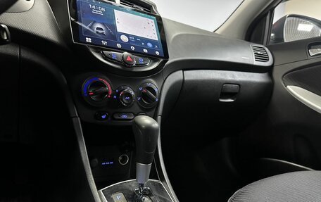 Hyundai Solaris II рестайлинг, 2012 год, 799 000 рублей, 21 фотография