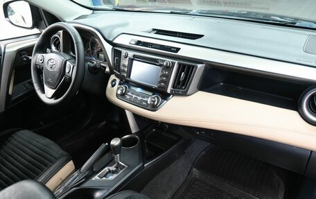 Toyota RAV4, 2014 год, 1 829 900 рублей, 7 фотография