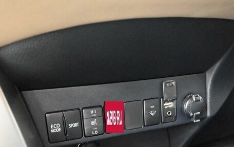 Toyota RAV4, 2014 год, 1 829 900 рублей, 17 фотография