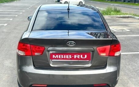 KIA Cerato III, 2010 год, 650 000 рублей, 4 фотография