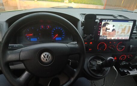 Volkswagen Caravelle T5, 2008 год, 1 200 000 рублей, 13 фотография