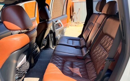 Toyota Land Cruiser 200, 2018 год, 7 475 500 рублей, 12 фотография