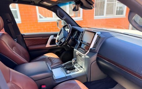 Toyota Land Cruiser 200, 2018 год, 7 475 500 рублей, 15 фотография