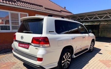 Toyota Land Cruiser 200, 2018 год, 7 475 500 рублей, 17 фотография
