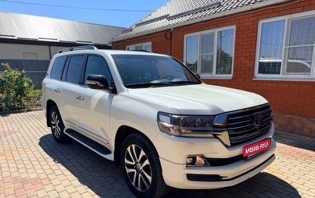 Toyota Land Cruiser 200, 2018 год, 7 475 500 рублей, 18 фотография