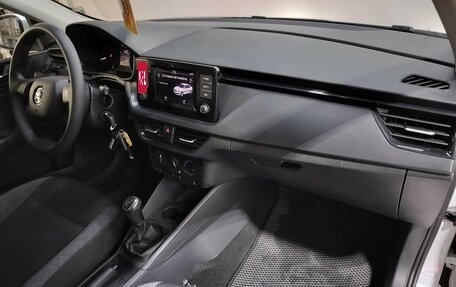 Skoda Rapid II, 2020 год, 1 350 000 рублей, 10 фотография