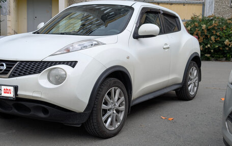 Nissan Juke II, 2014 год, 920 000 рублей, 4 фотография