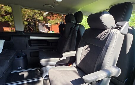 Volkswagen Multivan T6 рестайлинг, 2021 год, 8 300 000 рублей, 7 фотография