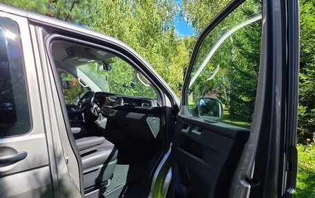 Volkswagen Multivan T6 рестайлинг, 2021 год, 8 300 000 рублей, 9 фотография