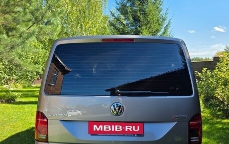 Volkswagen Multivan T6 рестайлинг, 2021 год, 8 300 000 рублей, 20 фотография