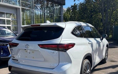 Toyota Highlander, 2026 год, 4 900 000 рублей, 5 фотография