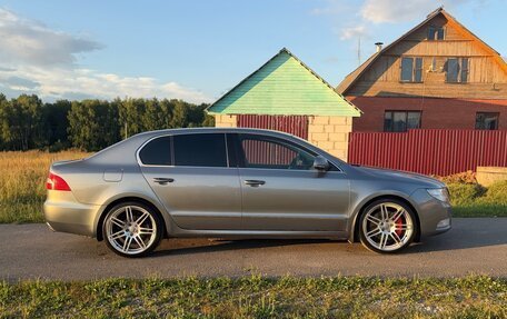 Skoda Superb III рестайлинг, 2012 год, 1 430 000 рублей, 7 фотография