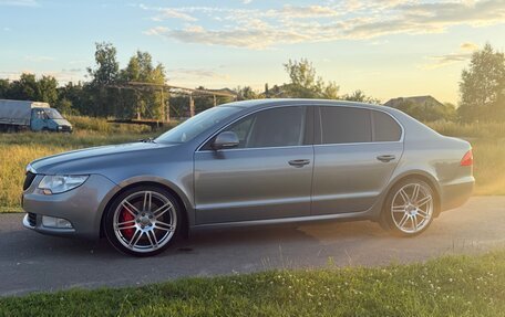 Skoda Superb III рестайлинг, 2012 год, 1 430 000 рублей, 10 фотография