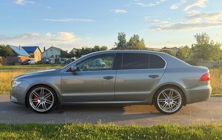 Skoda Superb III рестайлинг, 2012 год, 1 430 000 рублей, 4 фотография