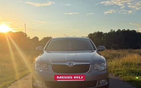 Skoda Superb III рестайлинг, 2012 год, 1 430 000 рублей, 2 фотография
