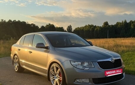 Skoda Superb III рестайлинг, 2012 год, 1 430 000 рублей, 8 фотография