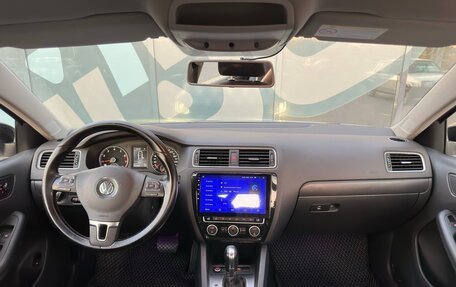 Volkswagen Jetta VI, 2014 год, 1 290 000 рублей, 2 фотография
