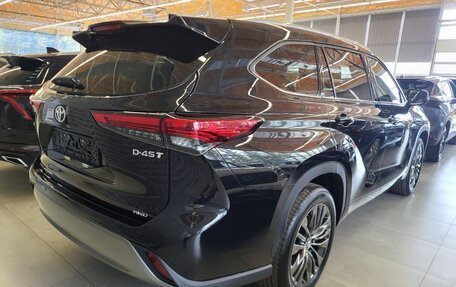Toyota Highlander, 2026 год, 4 800 000 рублей, 2 фотография