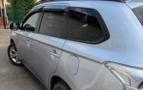 Mitsubishi Outlander III рестайлинг 3, 2012 год, 1 350 000 рублей, 2 фотография