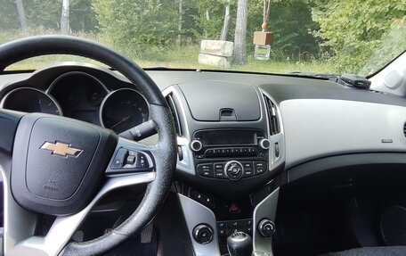 Chevrolet Cruze II, 2013 год, 750 000 рублей, 4 фотография