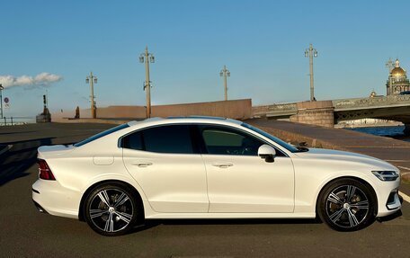 Volvo S60 III, 2021 год, 3 350 000 рублей, 5 фотография