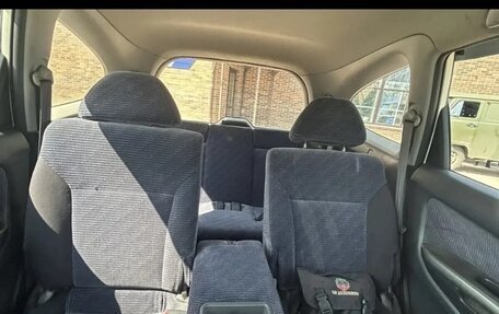 Honda Stream I рестайлинг, 2002 год, 245 000 рублей, 19 фотография