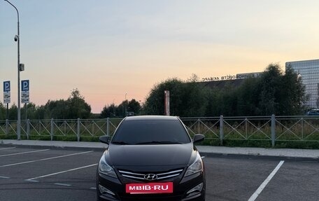 Hyundai Solaris II рестайлинг, 2016 год, 1 100 000 рублей, 2 фотография