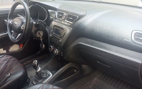 KIA Rio III рестайлинг, 2014 год, 795 000 рублей, 9 фотография