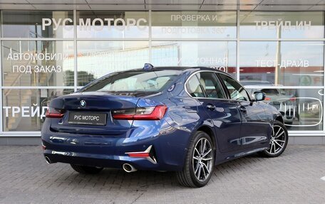 BMW 3 серия, 2019 год, 3 750 000 рублей, 3 фотография