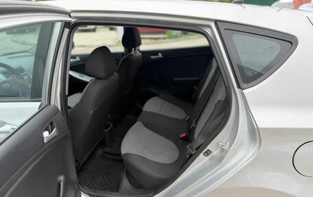 Hyundai Solaris II рестайлинг, 2011 год, 720 000 рублей, 13 фотография