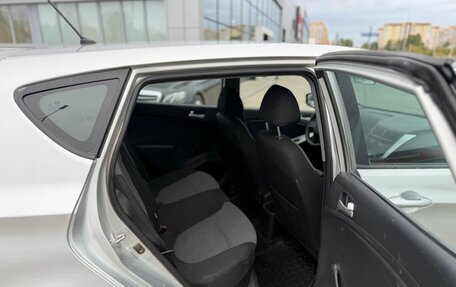Hyundai Solaris II рестайлинг, 2011 год, 720 000 рублей, 11 фотография