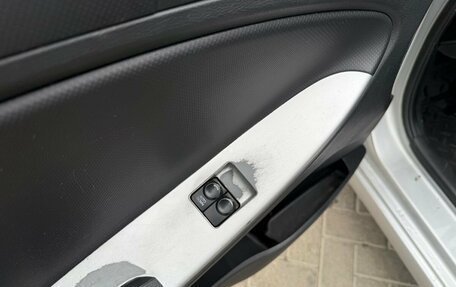 Hyundai Solaris II рестайлинг, 2011 год, 720 000 рублей, 16 фотография