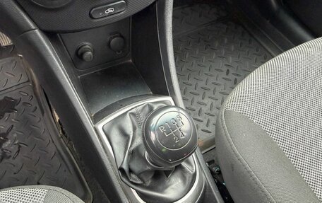 Hyundai Solaris II рестайлинг, 2011 год, 720 000 рублей, 22 фотография
