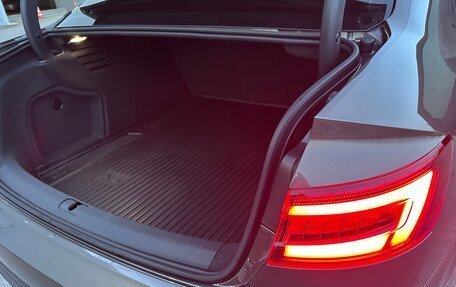 Audi A4, 2018 год, 2 200 000 рублей, 11 фотография