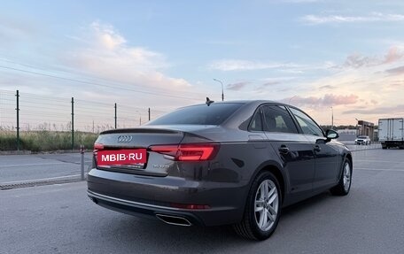 Audi A4, 2018 год, 2 200 000 рублей, 5 фотография