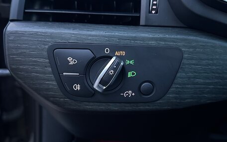 Audi A4, 2018 год, 2 200 000 рублей, 18 фотография