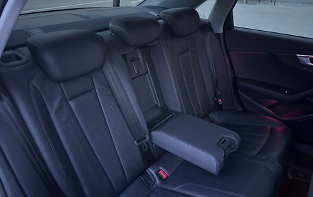 Audi A4, 2018 год, 2 200 000 рублей, 24 фотография