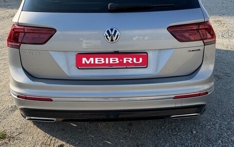 Volkswagen Tiguan II, 2019 год, 2 700 000 рублей, 10 фотография
