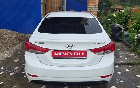 Hyundai Elantra V, 2013 год, 550 000 рублей, 6 фотография