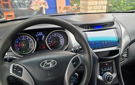 Hyundai Elantra V, 2013 год, 550 000 рублей, 27 фотография