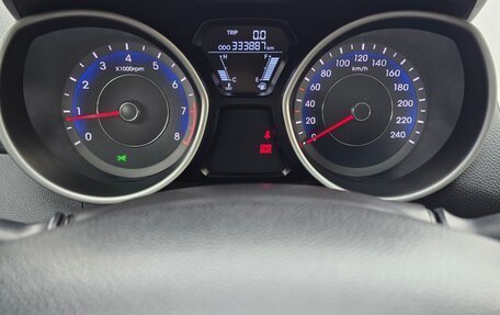 Hyundai Elantra V, 2013 год, 550 000 рублей, 31 фотография