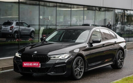 BMW 5 серия, 2023 год, 5 250 000 рублей, 3 фотография