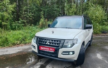 Mitsubishi Pajero IV, 2019 год, 4 650 000 рублей, 1 фотография