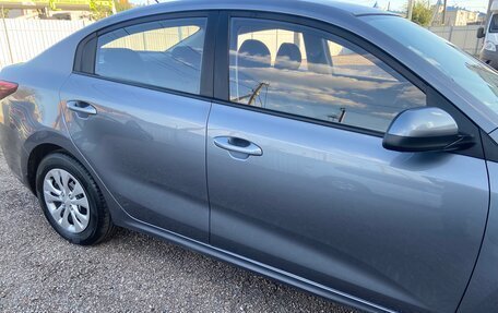 KIA Rio IV, 2017 год, 1 399 000 рублей, 4 фотография