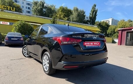 Hyundai Solaris II рестайлинг, 2021 год, 2 050 000 рублей, 6 фотография