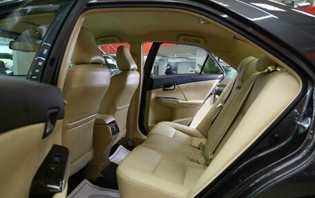 Toyota Camry, 2015 год, 1 590 000 рублей, 6 фотография