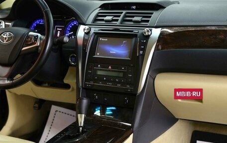 Toyota Camry, 2015 год, 1 590 000 рублей, 9 фотография